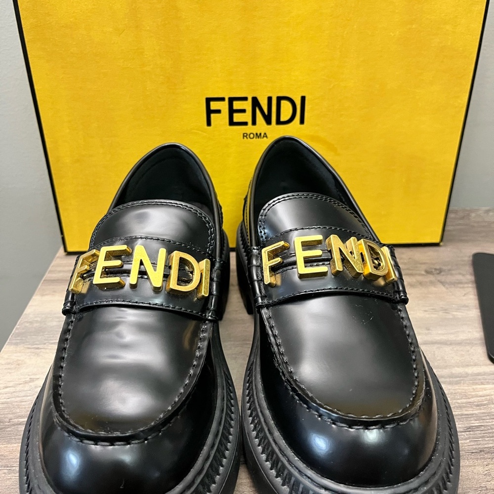Authentic Fendigraphy Loafers